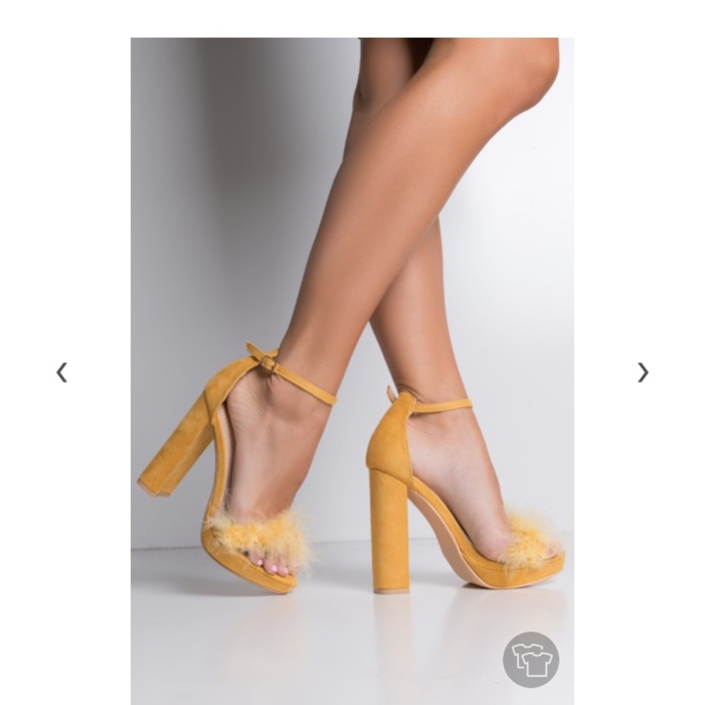 Worn once Akira yellow Fuzzy feather suede heels